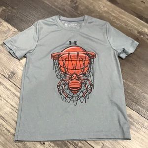 Boys under armour t-shirt
